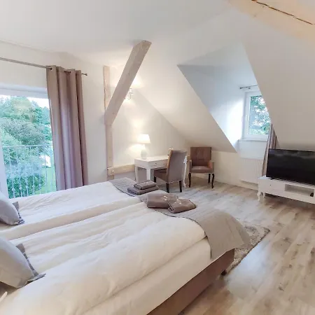 Bed & Breakfast Mazurski Diament Kolo Mragowa *